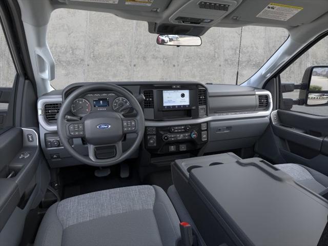 new 2025 Ford F-450 car, priced at $78,360
