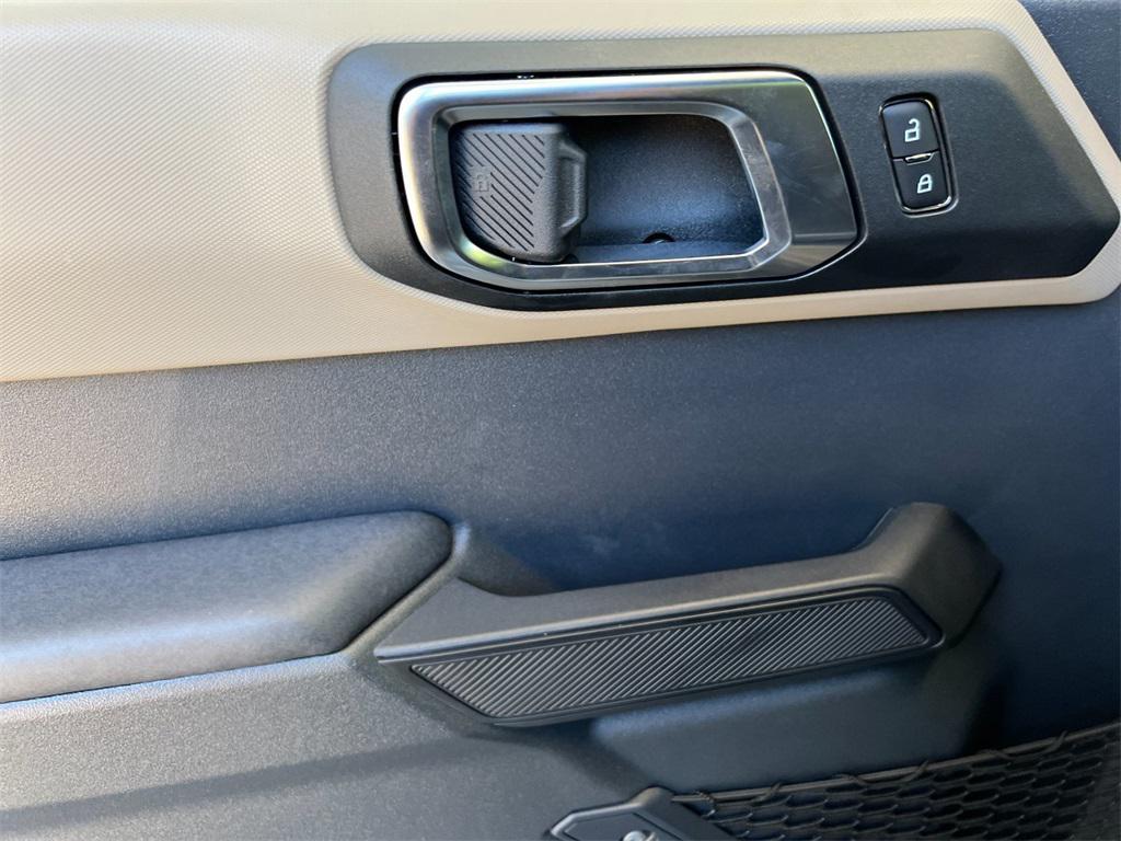 new 2025 Ford Bronco car, priced at $46,139
