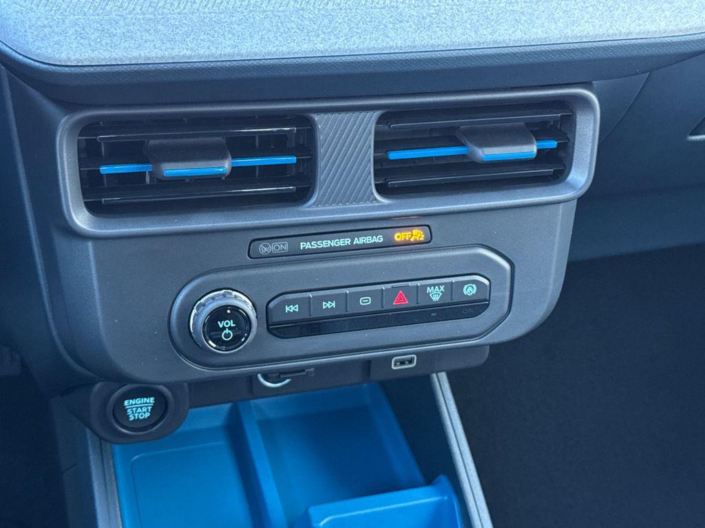 new 2025 Ford Maverick car, priced at $32,090