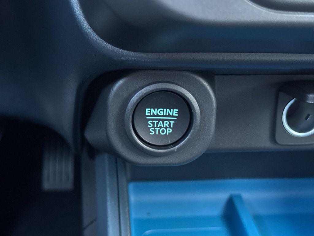 new 2025 Ford Maverick car, priced at $32,090