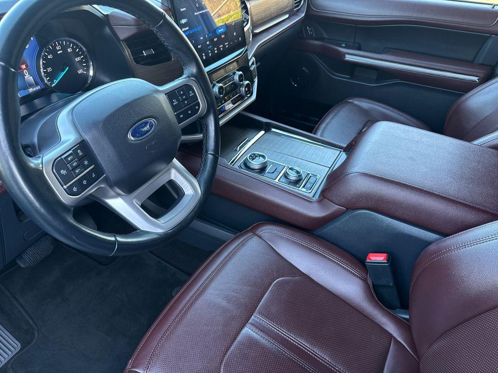 used 2023 Ford Expedition car, priced at $45,150