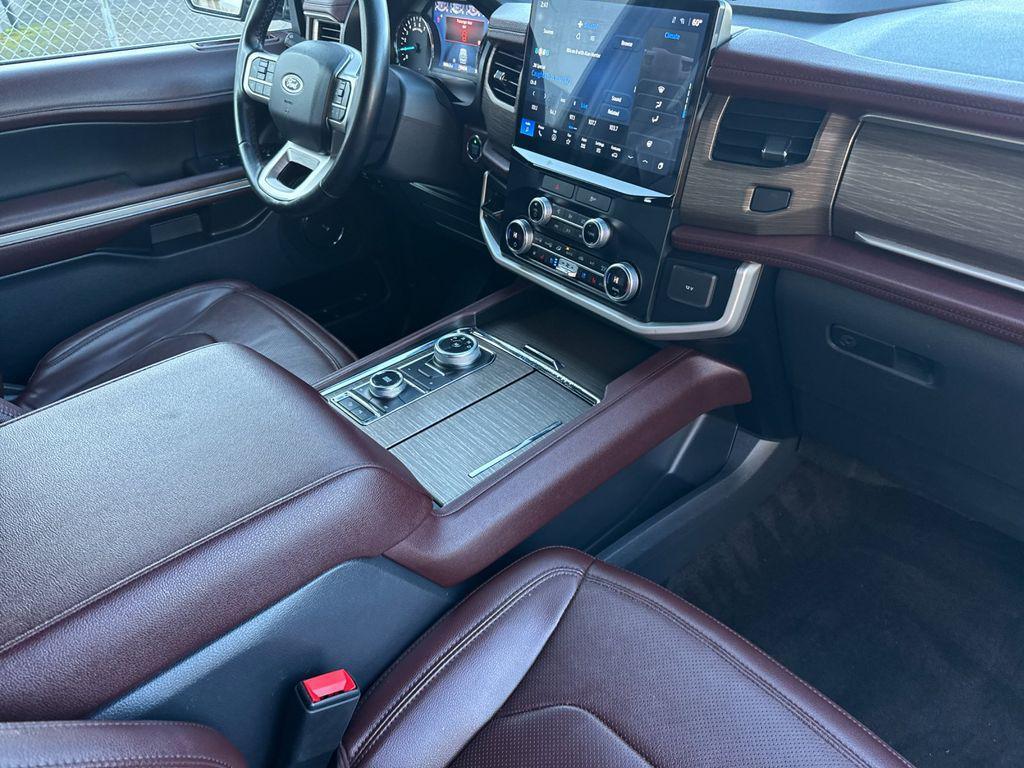 used 2023 Ford Expedition car, priced at $45,150