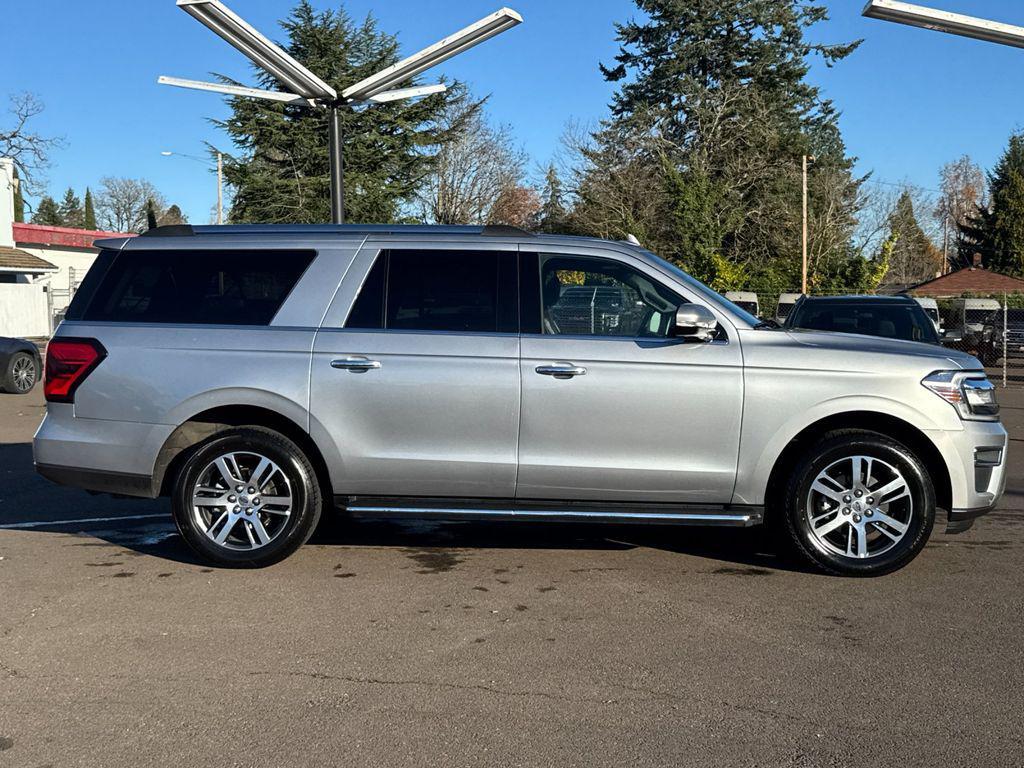 used 2023 Ford Expedition car, priced at $45,150