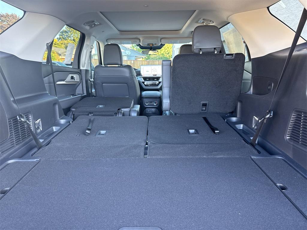 new 2025 Ford Explorer car, priced at $49,585
