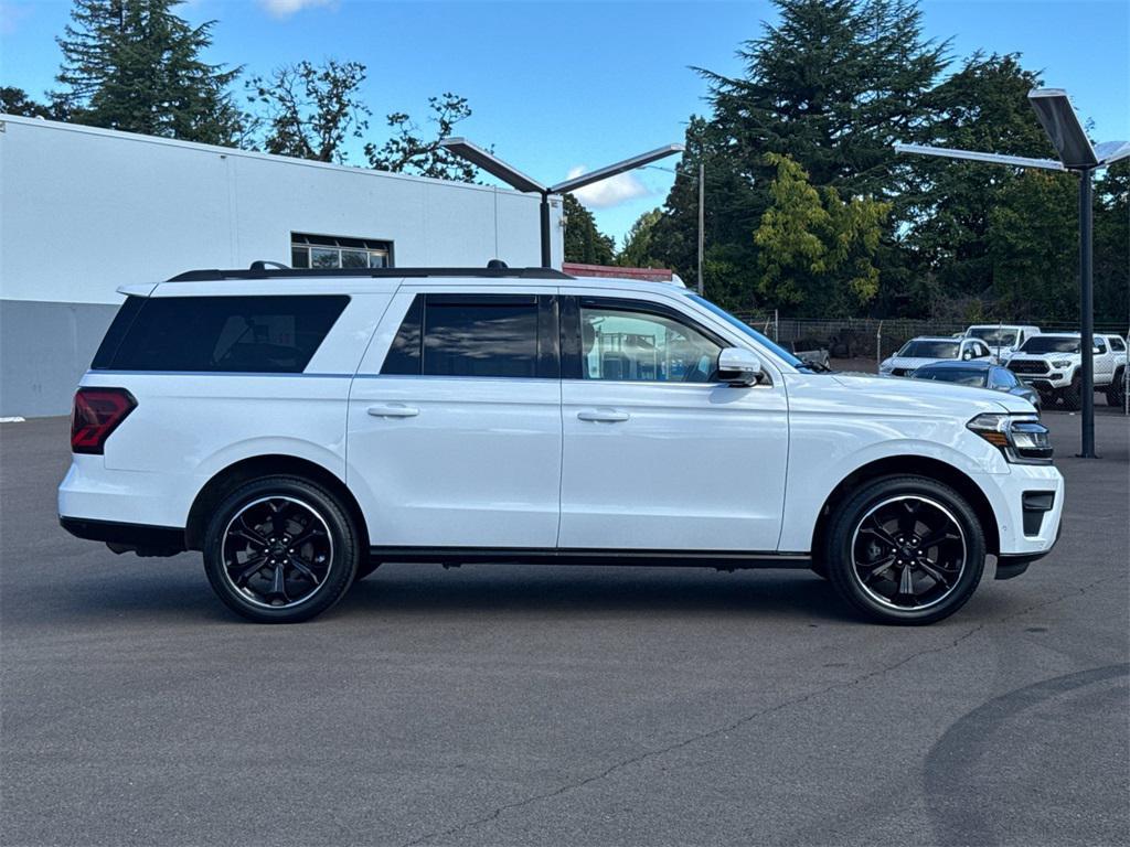 used 2022 Ford Expedition car