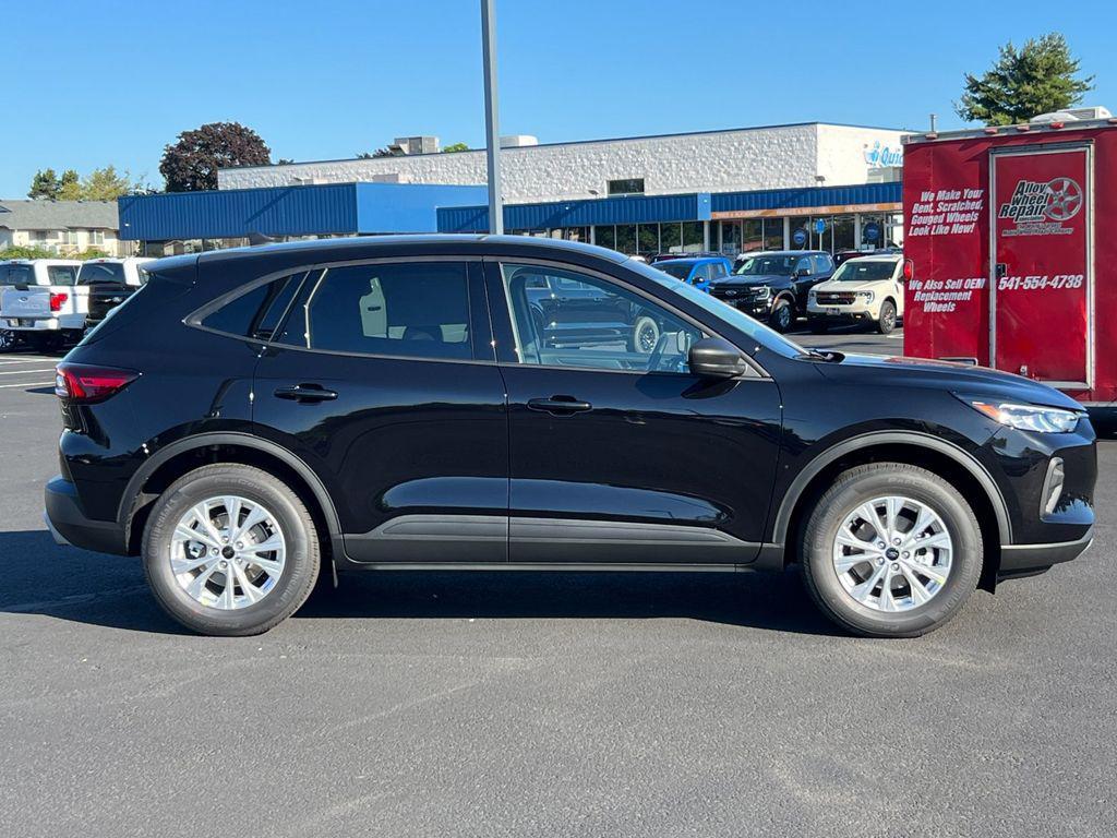 new 2025 Ford Escape car, priced at $29,020