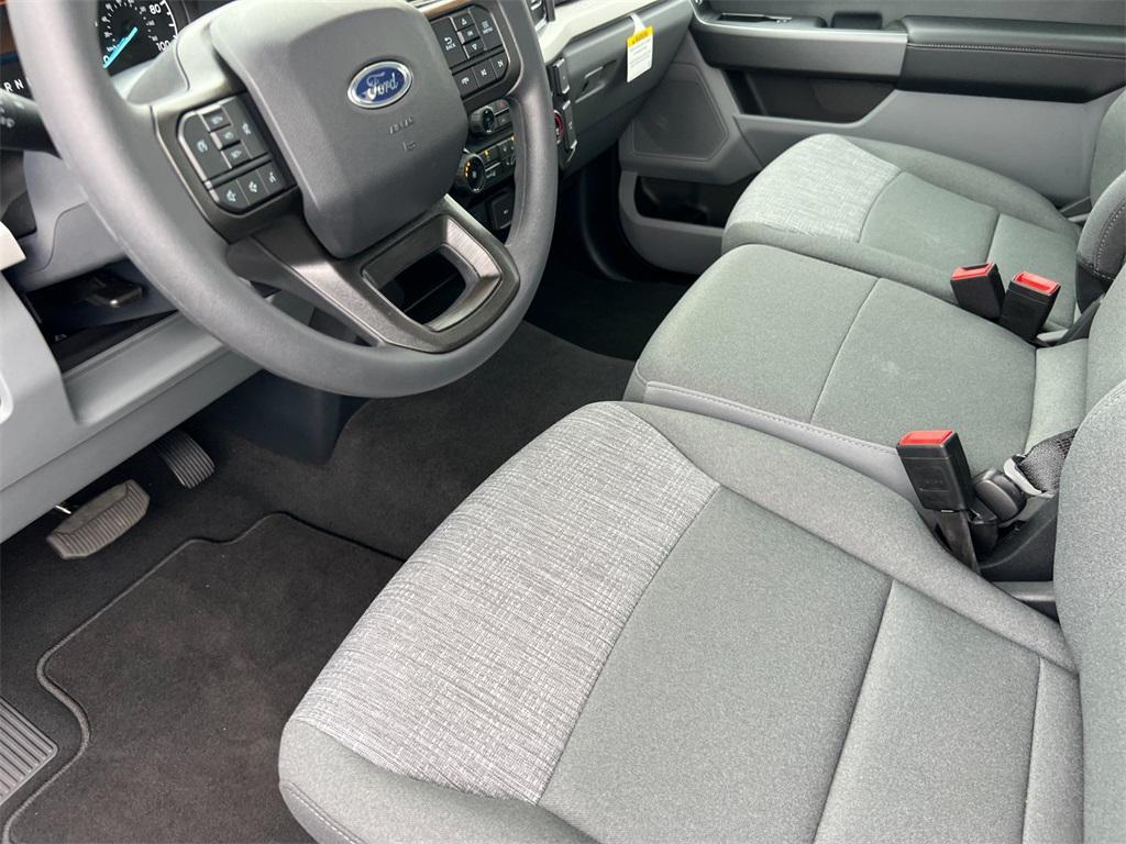 new 2025 Ford F-450 car, priced at $86,860