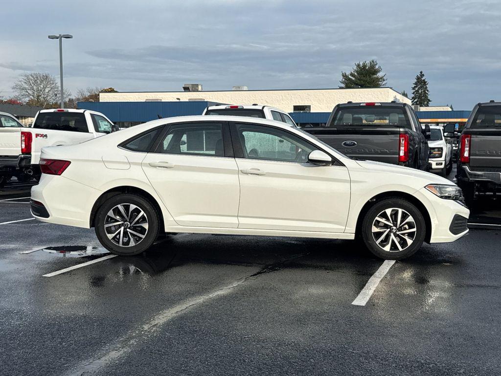 used 2022 Volkswagen Jetta car, priced at $18,999