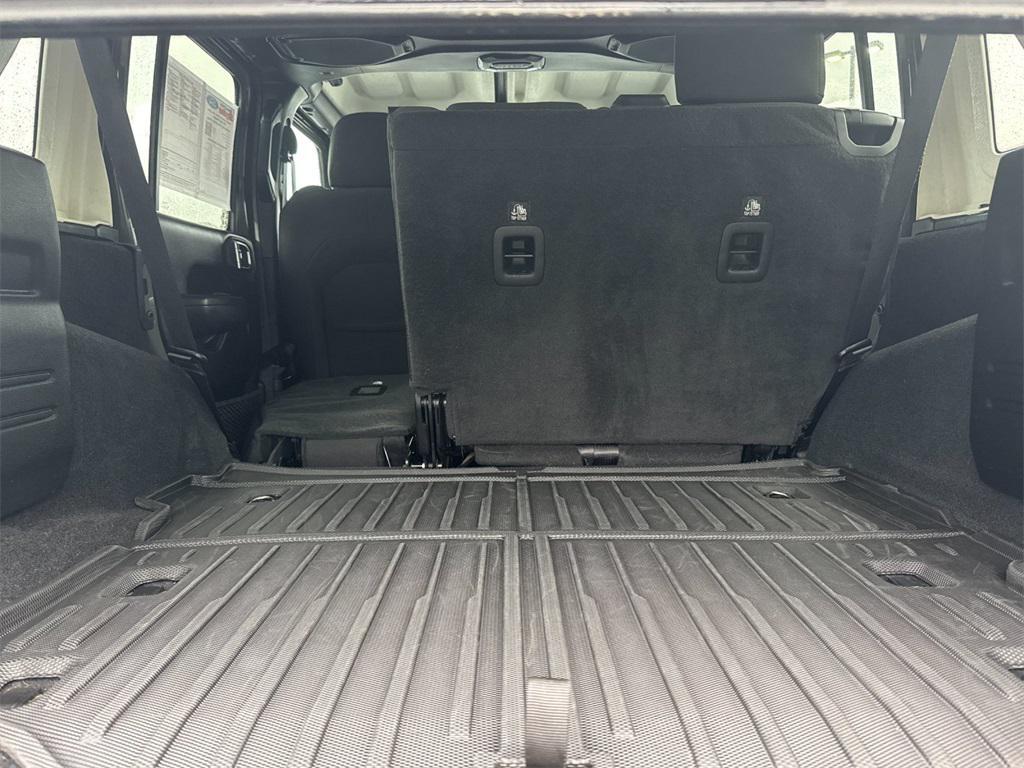 used 2022 Jeep Wrangler Unlimited car, priced at $40,998
