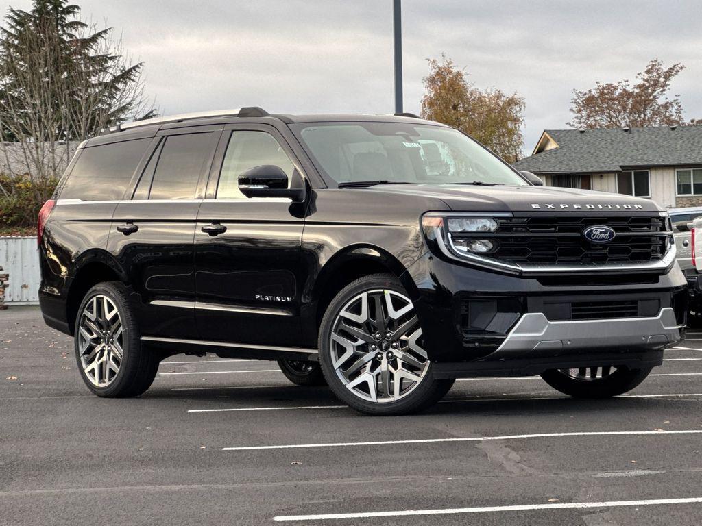 new 2025 Ford Expedition car, priced at $91,015