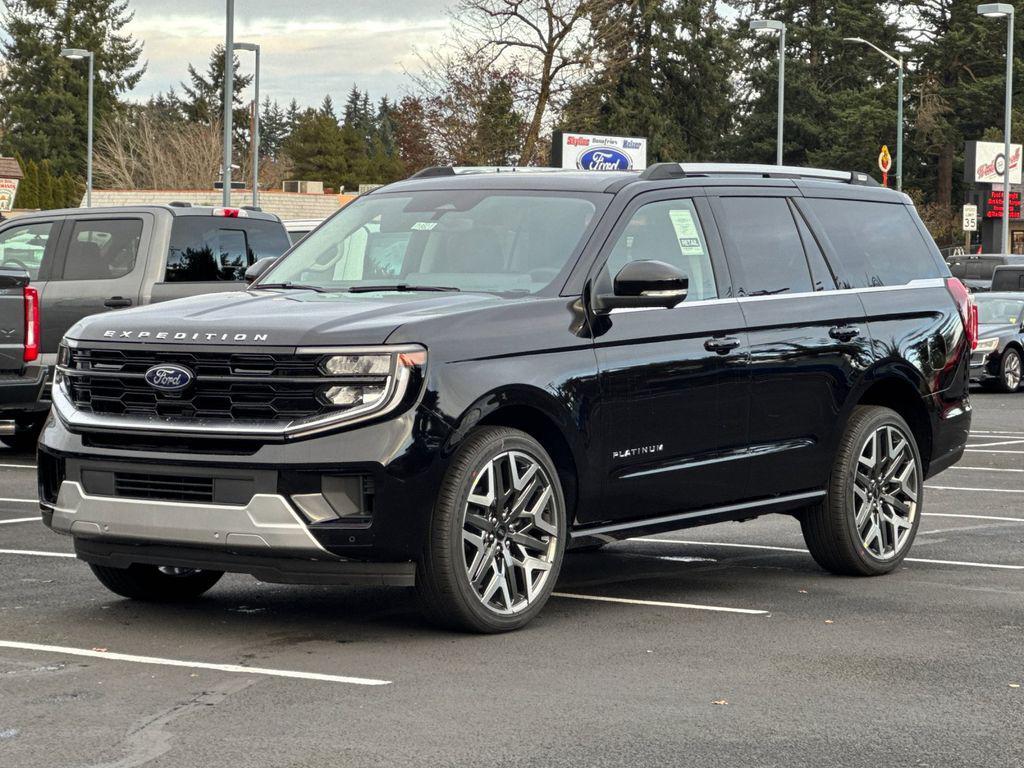 new 2025 Ford Expedition car, priced at $91,015
