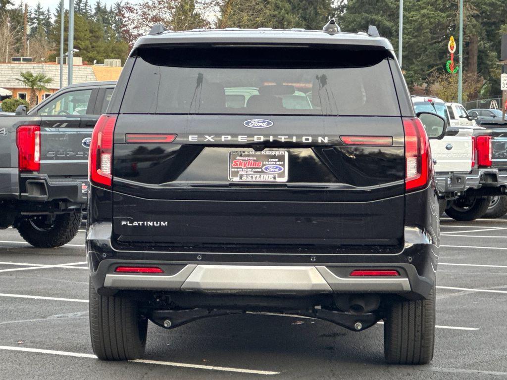 new 2025 Ford Expedition car, priced at $91,015