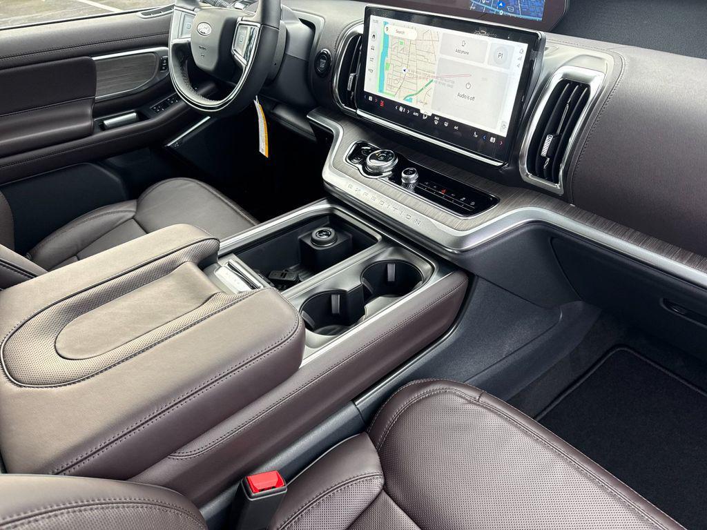 new 2025 Ford Expedition car, priced at $91,015