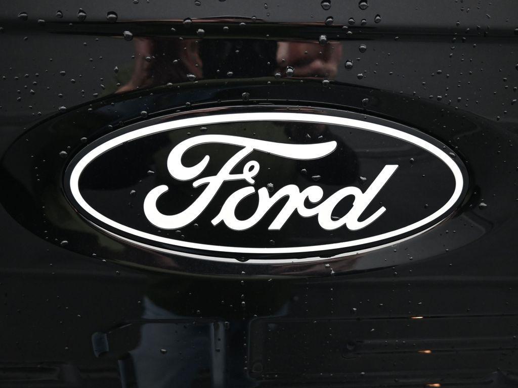 new 2025 Ford F-150 car, priced at $55,532