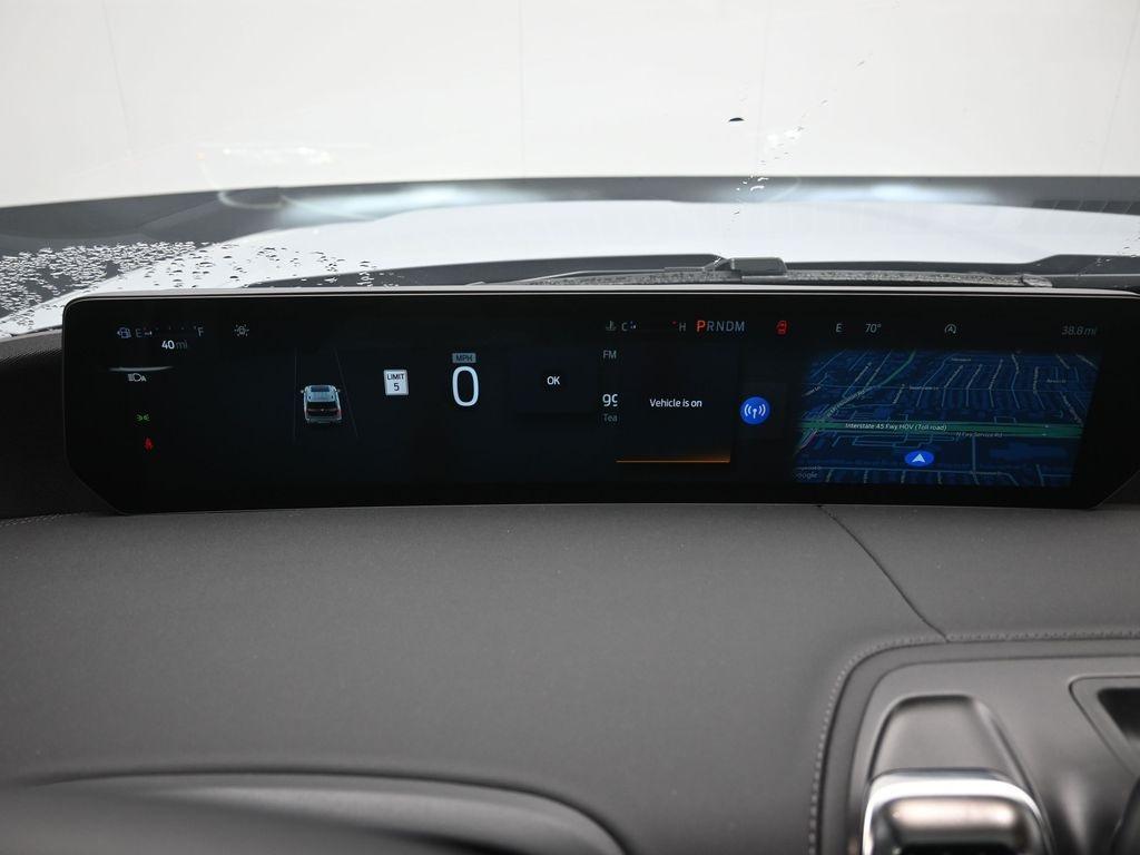 new 2025 Ford Expedition car, priced at $79,897