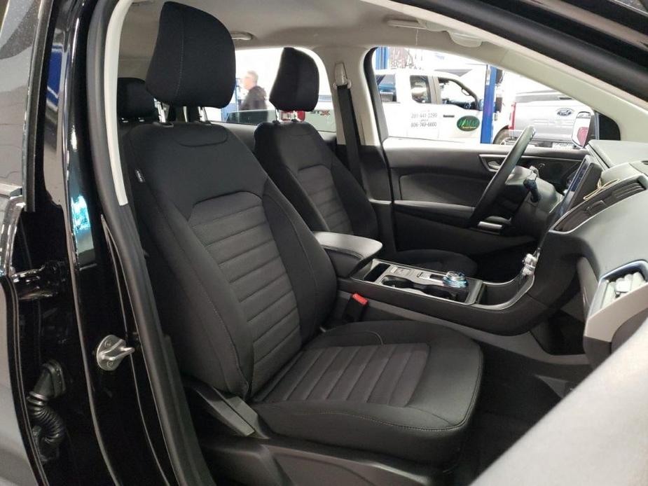 new 2024 Ford Edge car, priced at $29,680