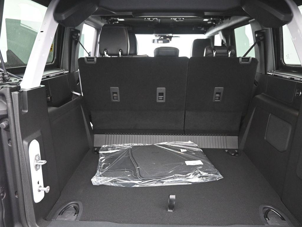 new 2025 Ford Bronco car, priced at $48,043