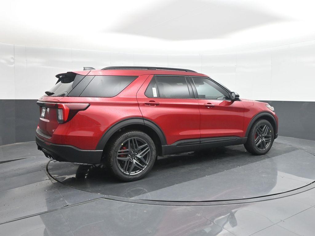 new 2025 Ford Explorer car, priced at $53,059
