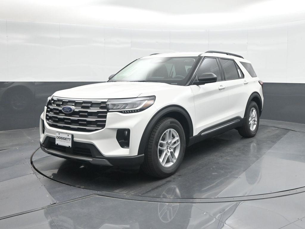 new 2025 Ford Explorer car, priced at $43,296