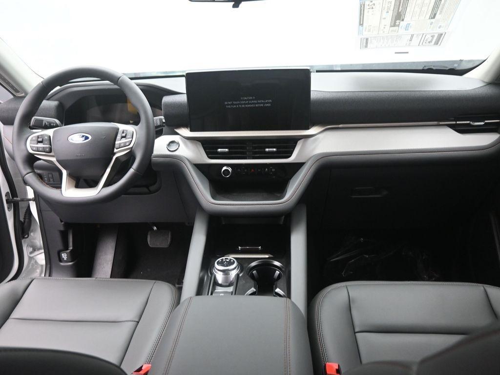 new 2025 Ford Explorer car, priced at $43,296