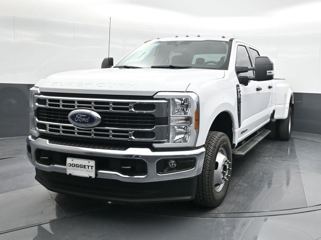 new 2025 Ford F-350 car, priced at $74,825