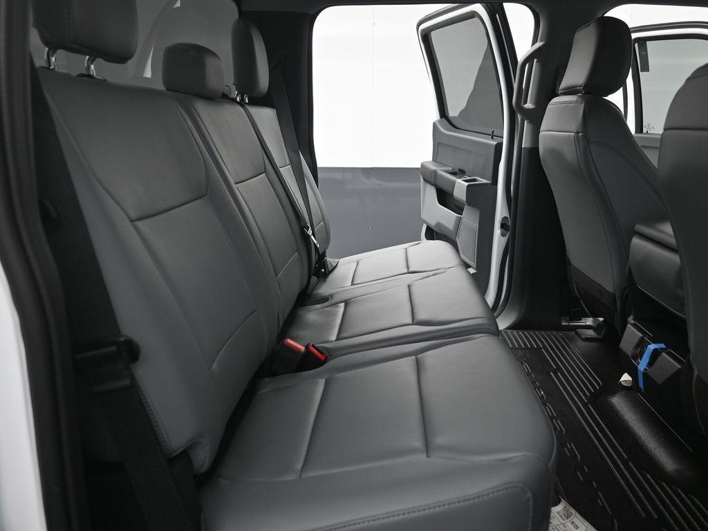 new 2025 Ford F-250 car, priced at $59,374