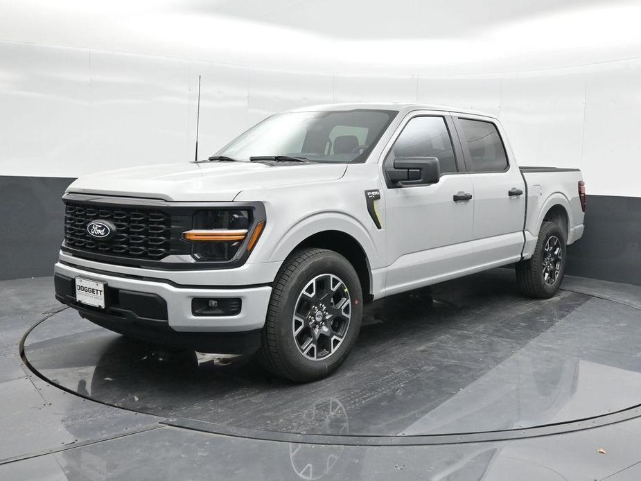 new 2024 Ford F-150 car, priced at $38,020