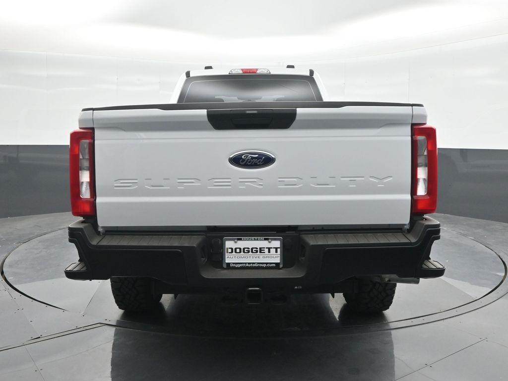 new 2025 Ford F-250 car, priced at $59,874