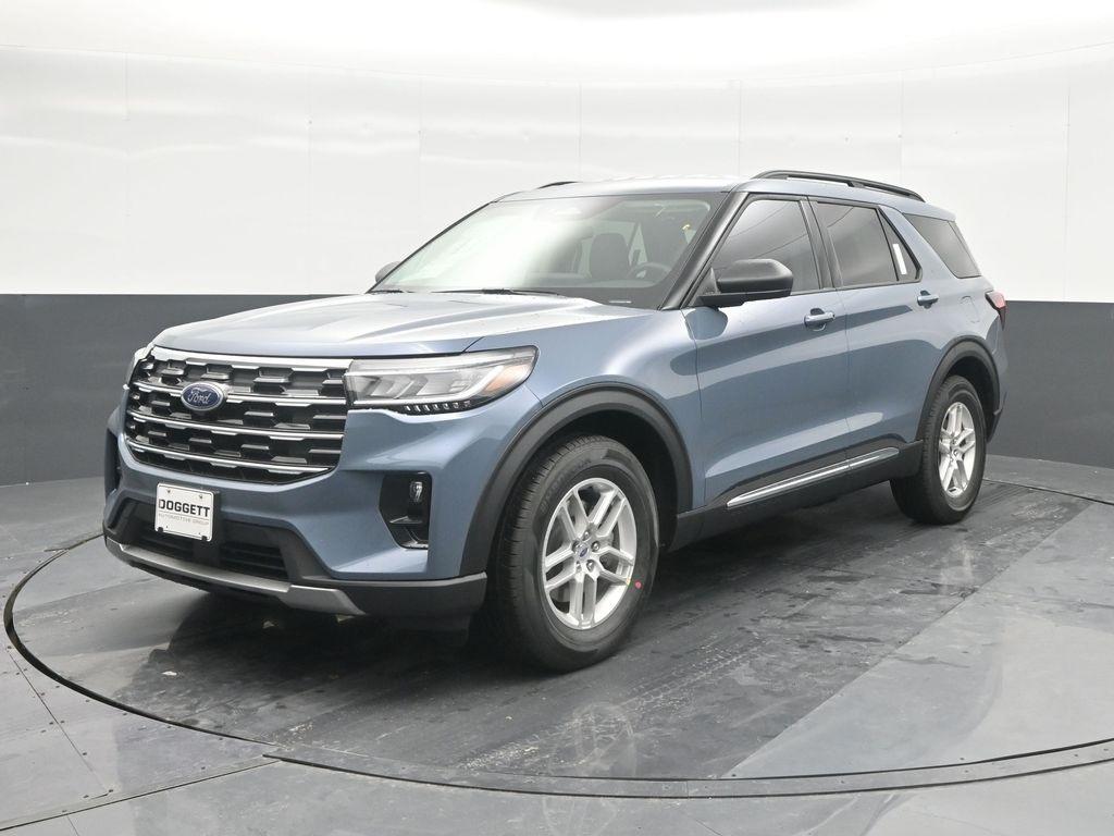 new 2025 Ford Explorer car, priced at $40,090