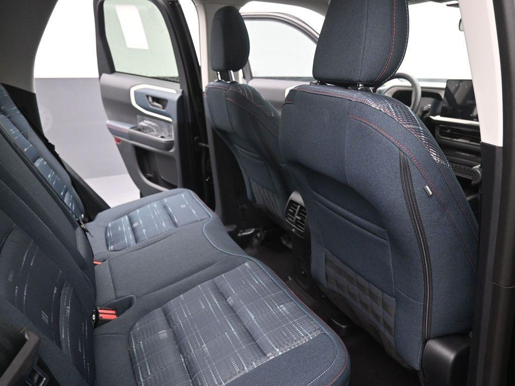 new 2025 Ford Bronco Sport car, priced at $33,425