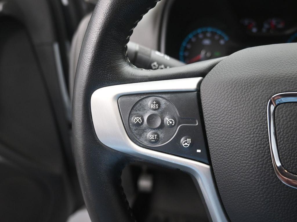 used 2022 GMC Canyon car, priced at $29,991