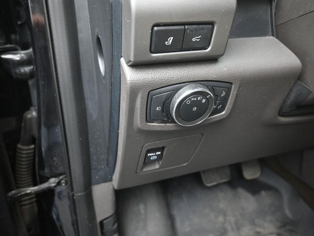 used 2021 Ford Expedition Max car, priced at $31,491