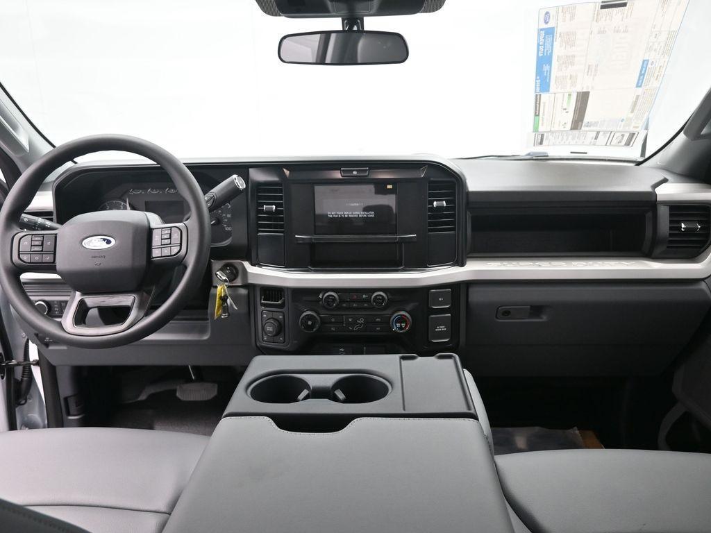 new 2025 Ford F-250 car, priced at $60,374