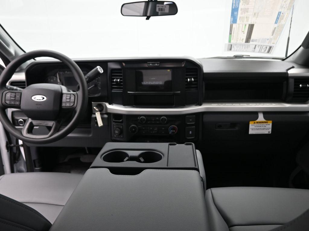 new 2025 Ford F-250 car, priced at $65,565