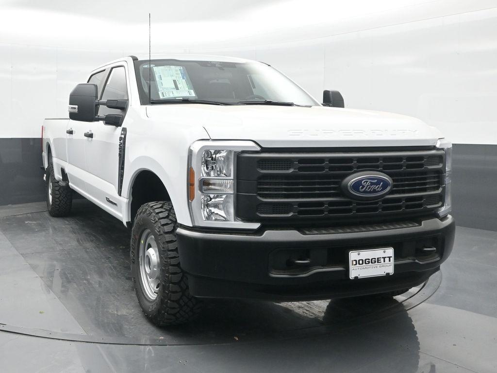 new 2025 Ford F-250 car, priced at $65,565