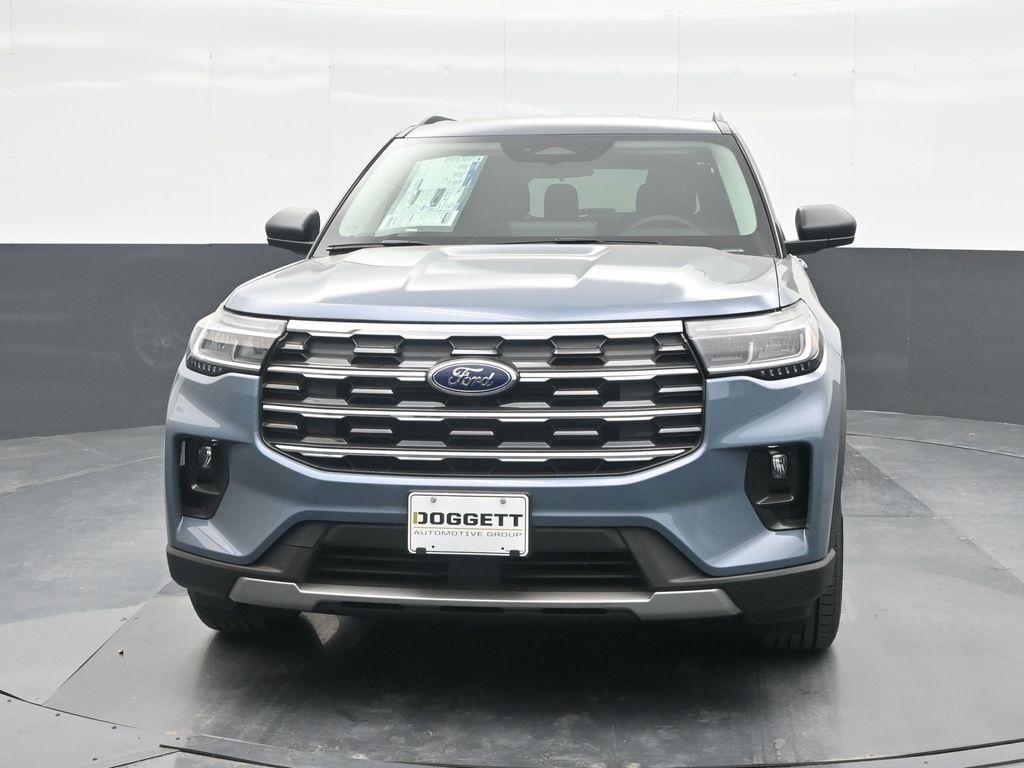 new 2025 Ford Explorer car, priced at $40,087