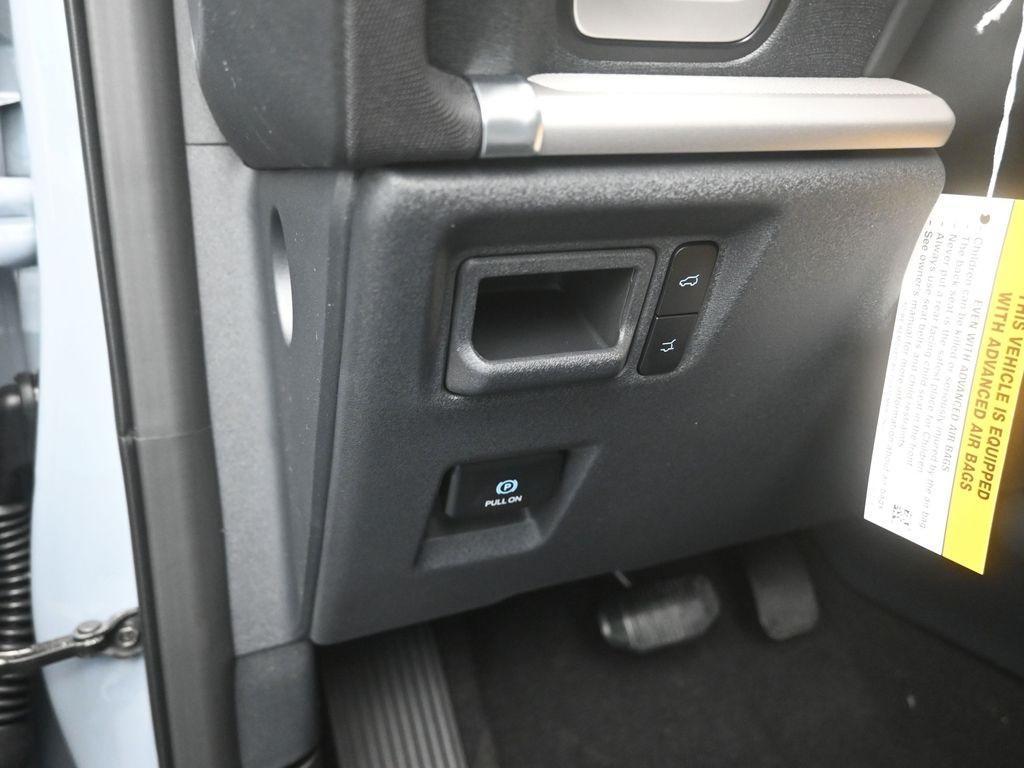 new 2025 Ford Expedition car, priced at $64,078