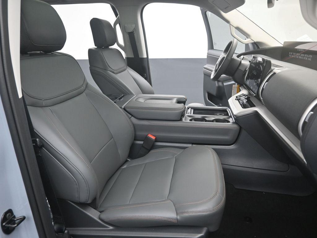 new 2025 Ford Expedition car, priced at $64,078