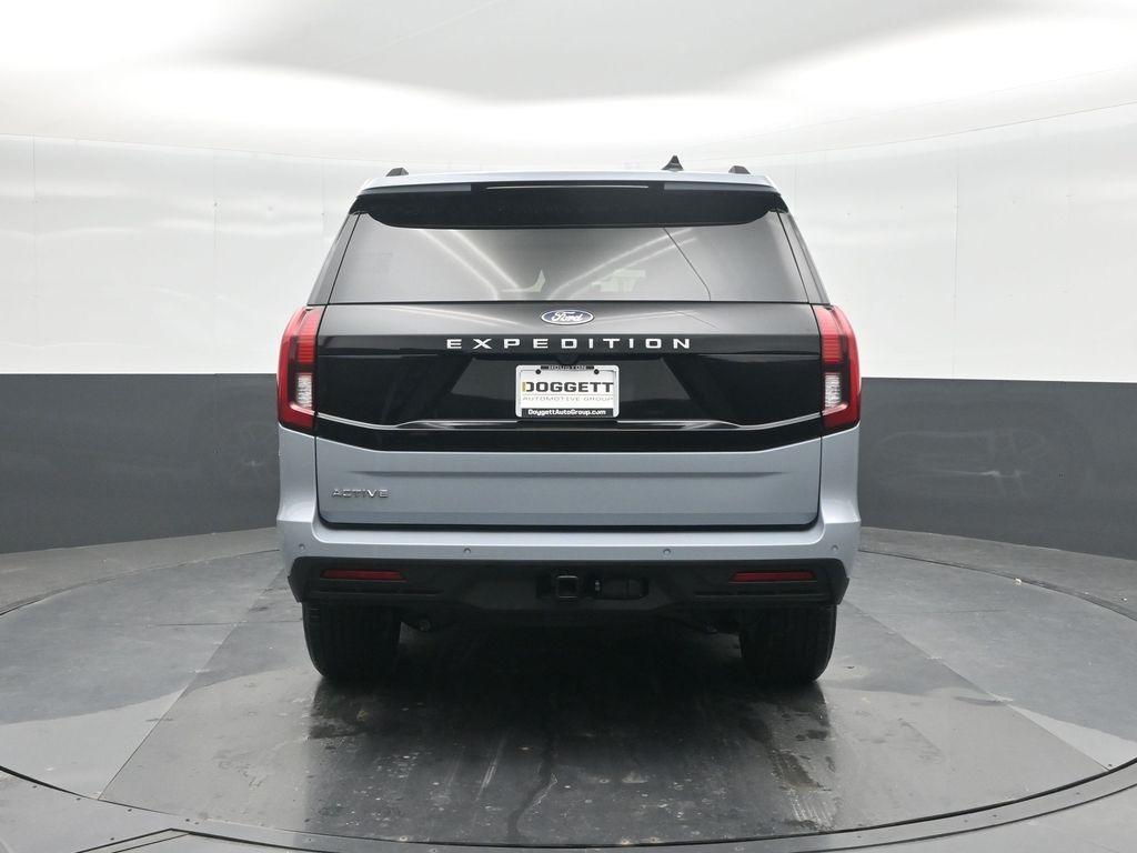 new 2025 Ford Expedition car, priced at $64,078