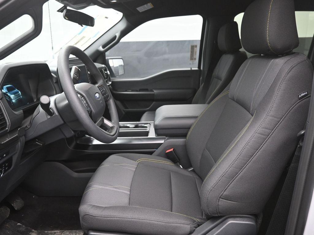 new 2025 Ford F-150 car, priced at $40,509