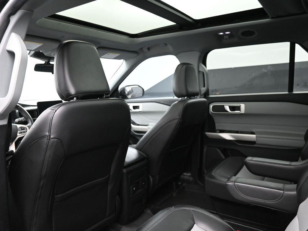used 2022 Ford Explorer car, priced at $27,991