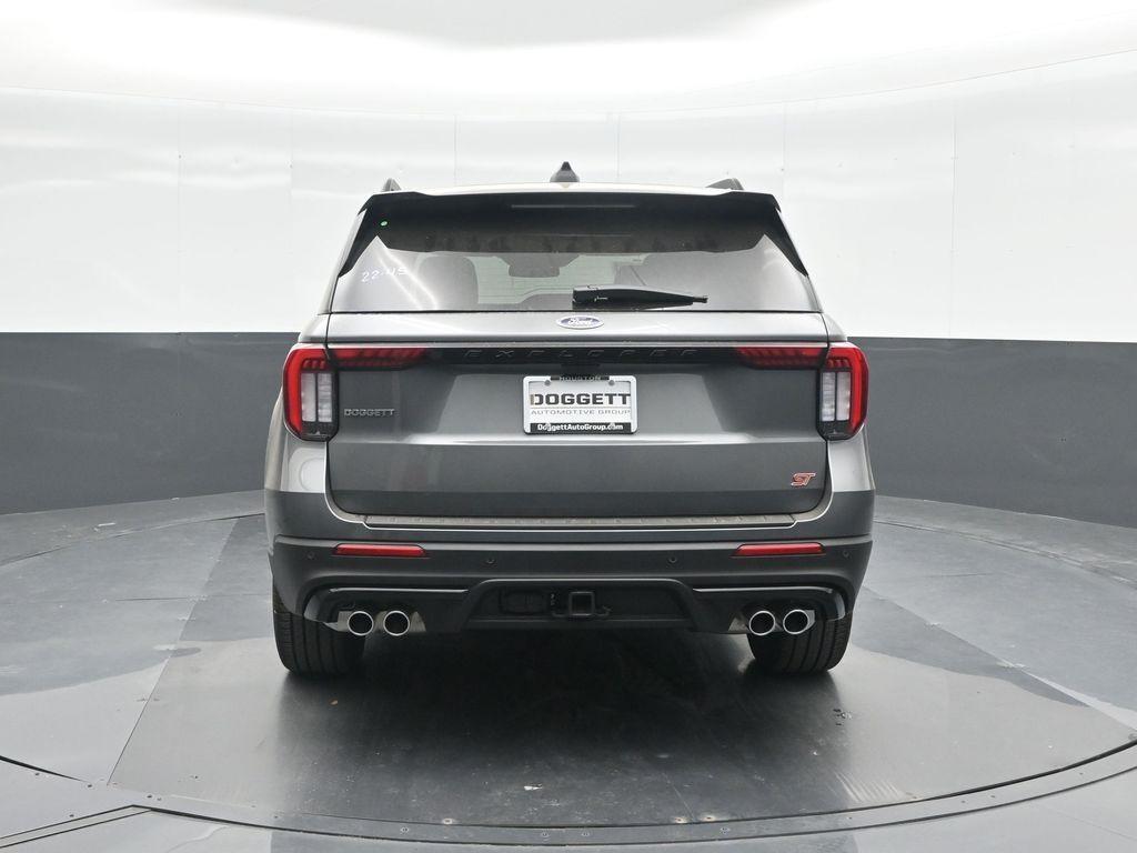 new 2025 Ford Explorer car, priced at $50,186