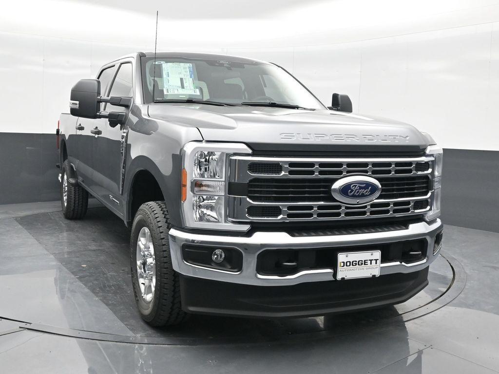 new 2025 Ford F-250 car, priced at $64,432