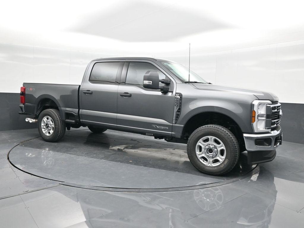 new 2025 Ford F-250 car, priced at $64,432