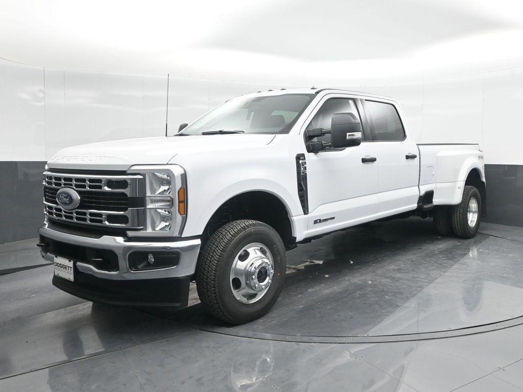 new 2025 Ford F-350 car, priced at $73,470