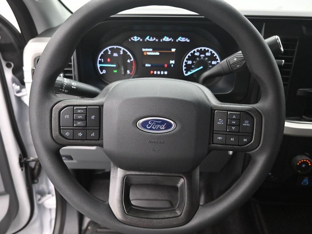 new 2025 Ford F-250 car, priced at $61,678