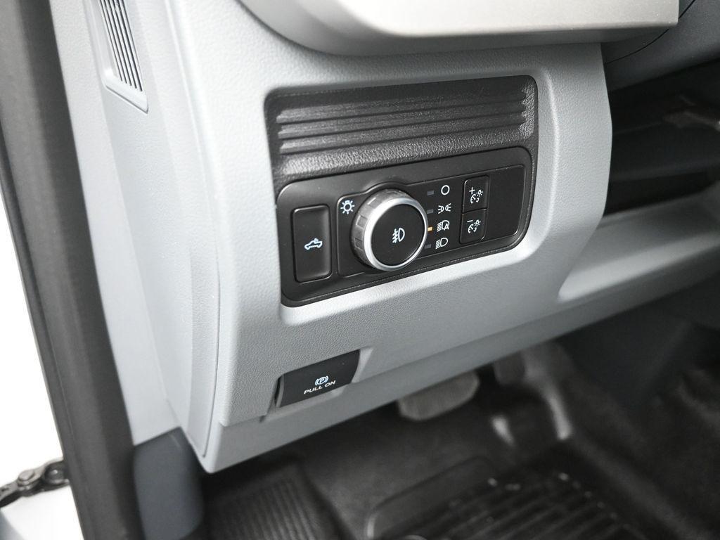 new 2025 Ford F-250 car, priced at $61,678