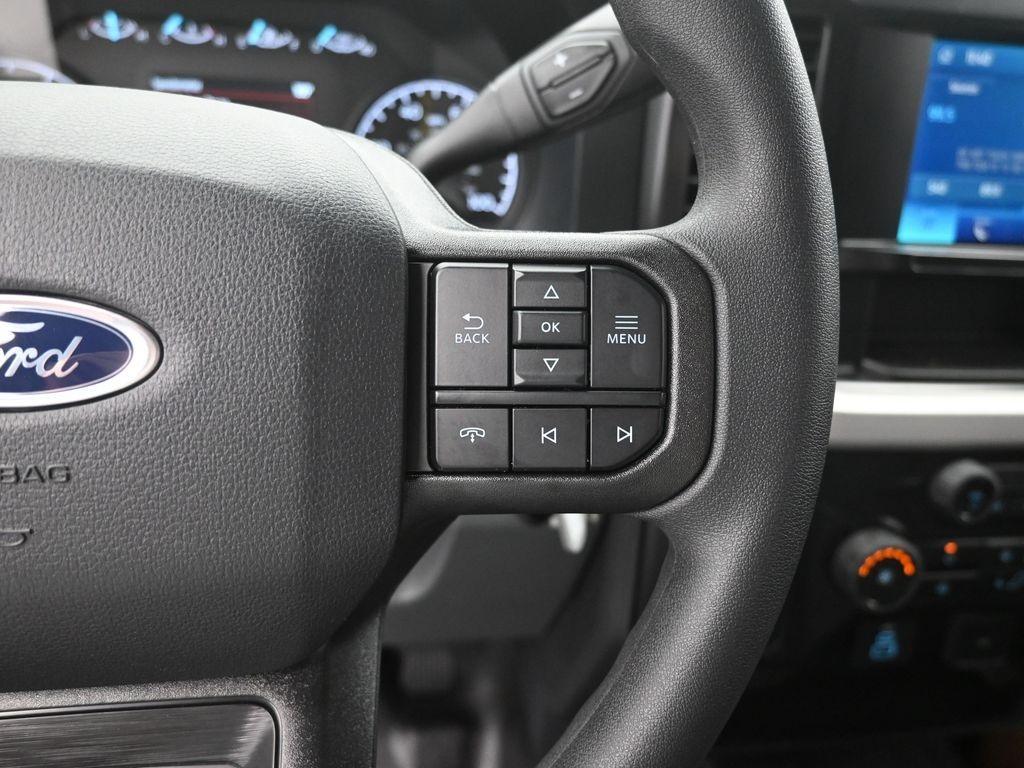new 2025 Ford F-250 car, priced at $61,678