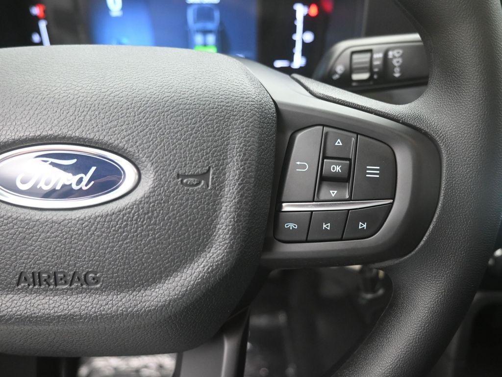 new 2025 Ford Ranger car, priced at $33,935