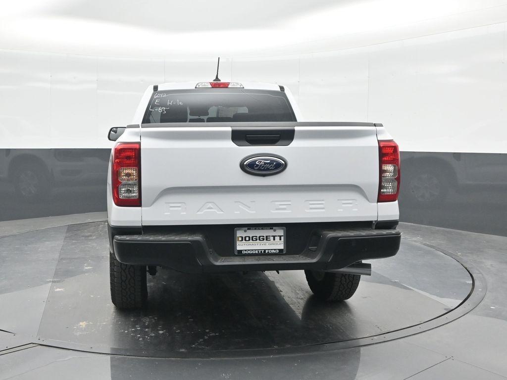new 2025 Ford Ranger car, priced at $33,935